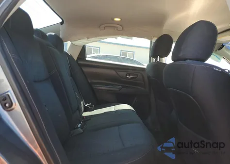 2016 Nissan Altima 2.5 from USA, damaged, VIN 1N4AL3AP3GN369902